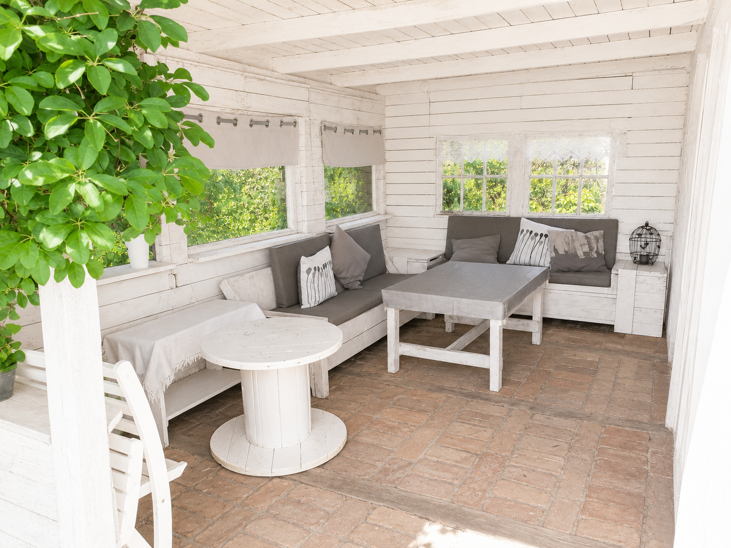 ROD Buk | 375 m² | prowansalski klimat, jacuzzi i zadaszony taras