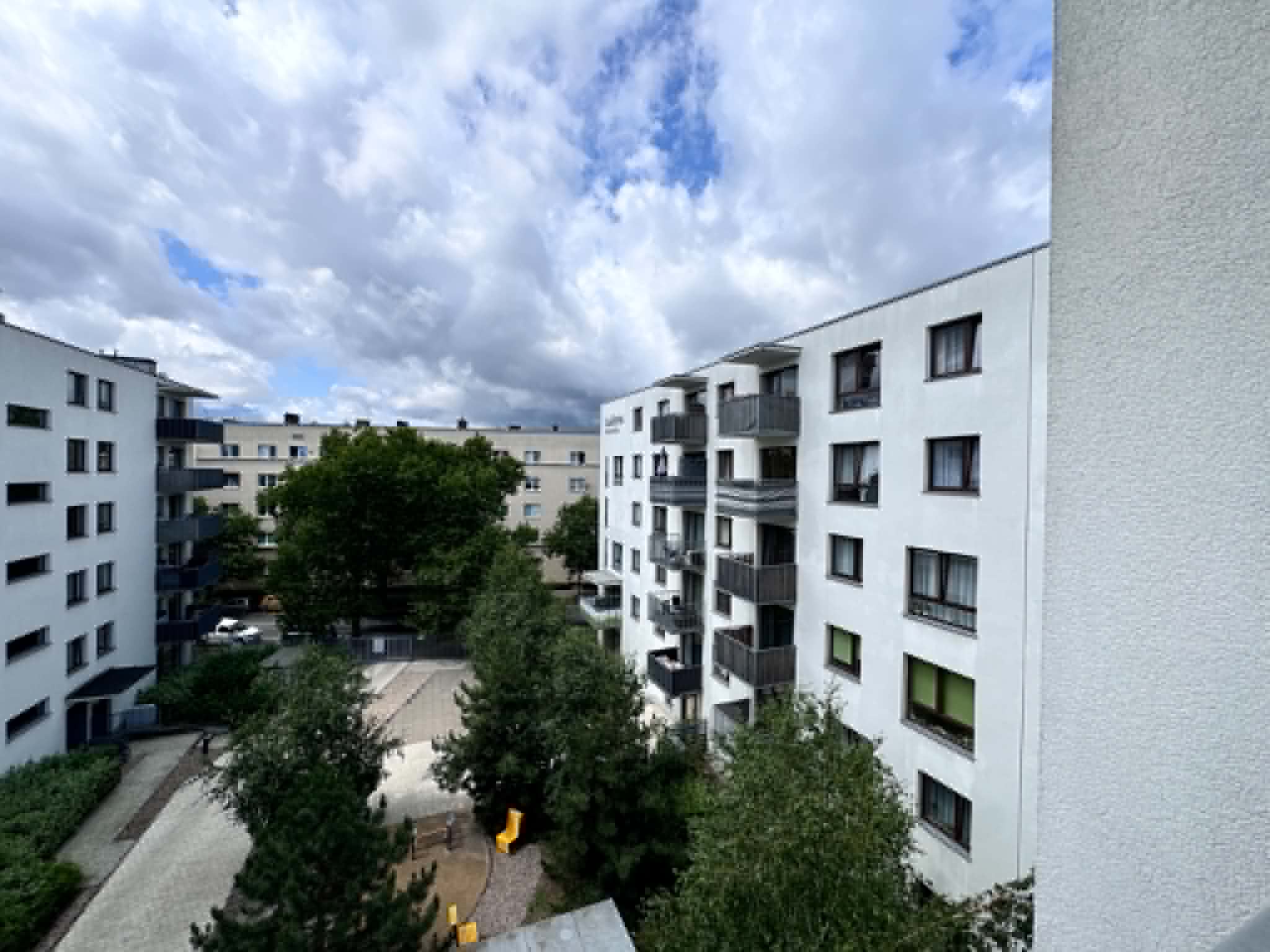 Trzy pokoje, balkon Poznań